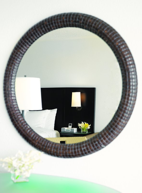 Mirror Mirror Spa Thunder Bay Mirror Mirror Spa Thunder Bay