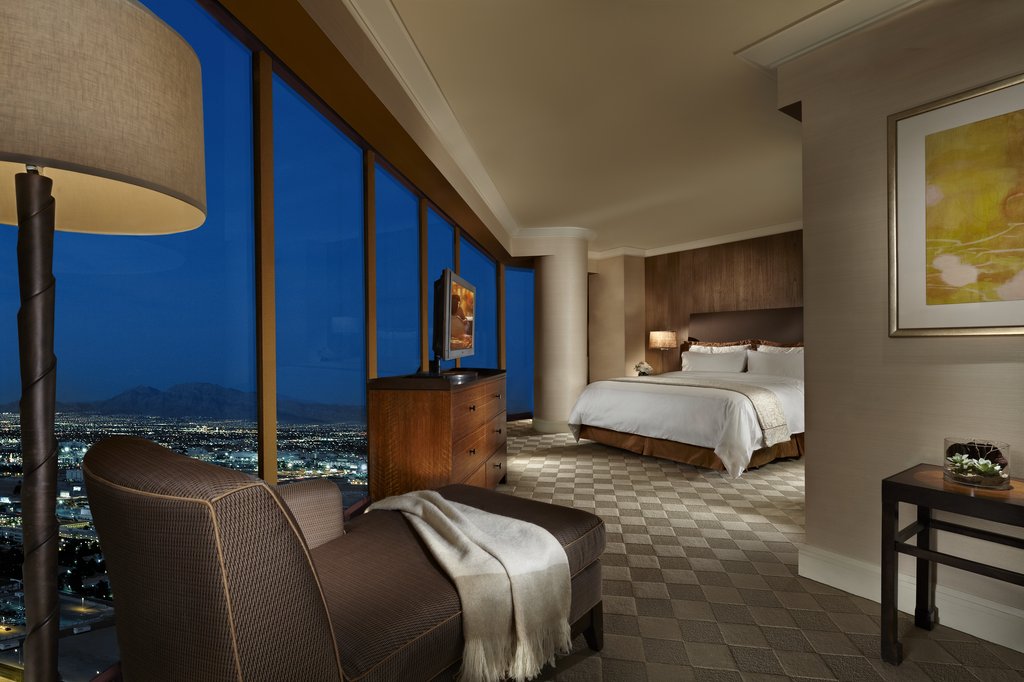 Walking distance from Mandalay Bay to major Las Vegas hotels 54 - Mandalay Bay Resort And Casino, Las Vegas, Run of House Room, Guest Room 55 - Mandalay Bay Resort And Casino, Las Vegas, Delano King Suite, Guest Room 56 - Mandalay Bay Resort And Casino, Las Vegas, Delano Queen Suite, Guest Room/5(K).