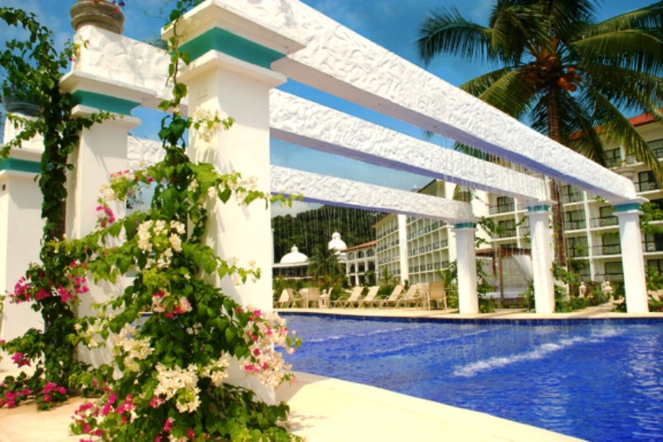 secrets resorts panama