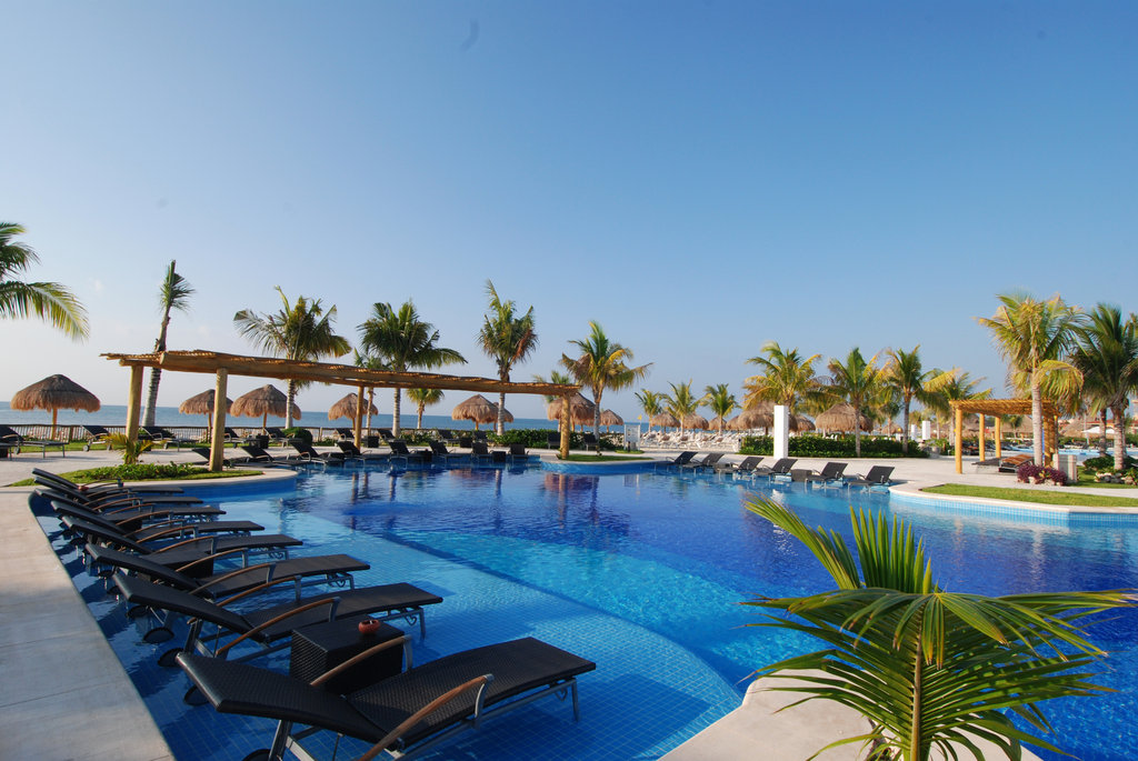 Bluebay Grand Esmeralda Cheap Vacations Packages Red Tag Vacations