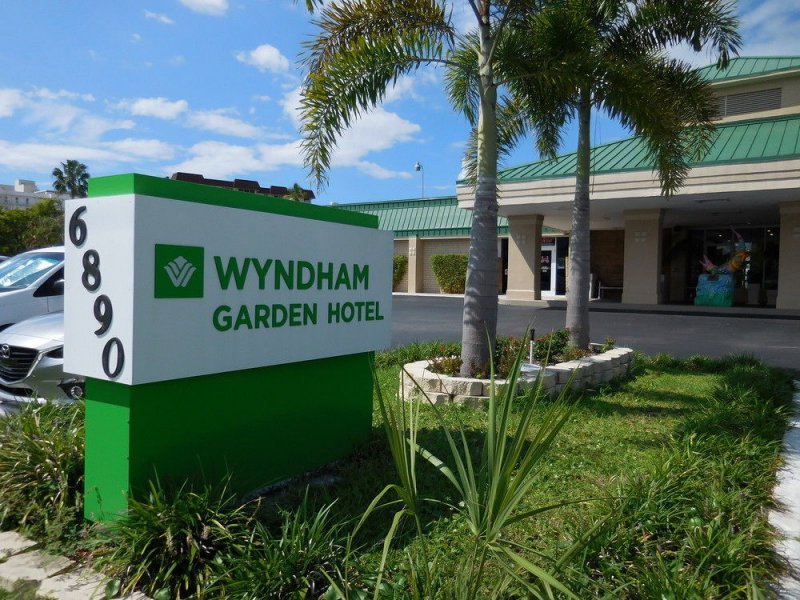 Wyndham Garden Fort Myers Beach Cheap Vacations Packages Red Tag