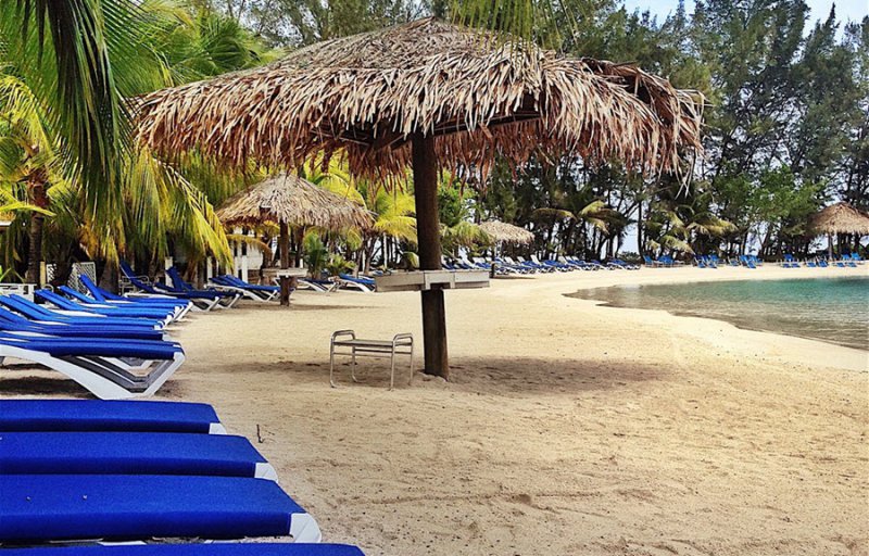 Fantasy Island Beach Resort Cheap Vacations Packages | Red Tag Vacations