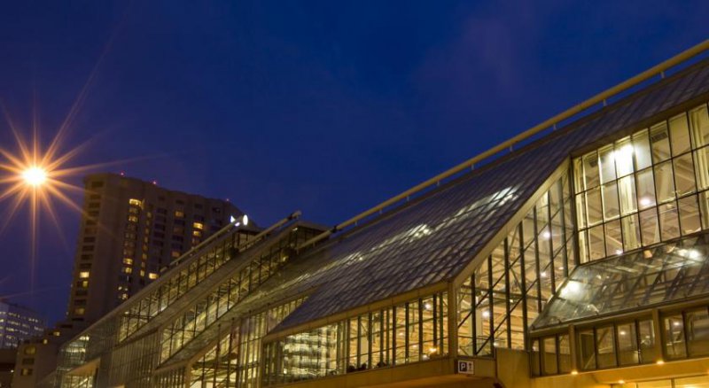 Toronto hotel deals downtown last minute