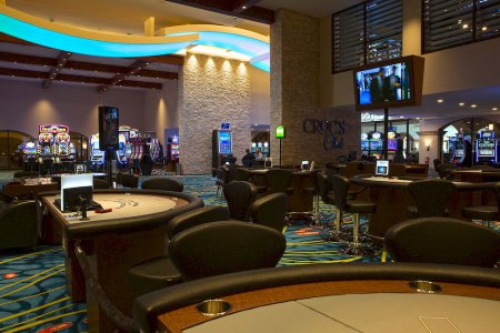 Crocs casino & resort